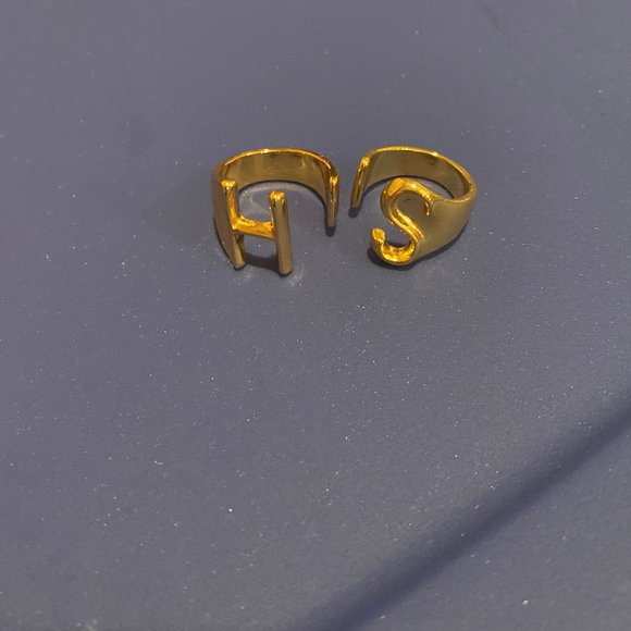(Harry Styles) H and S initial rings - Picture 5 of 7